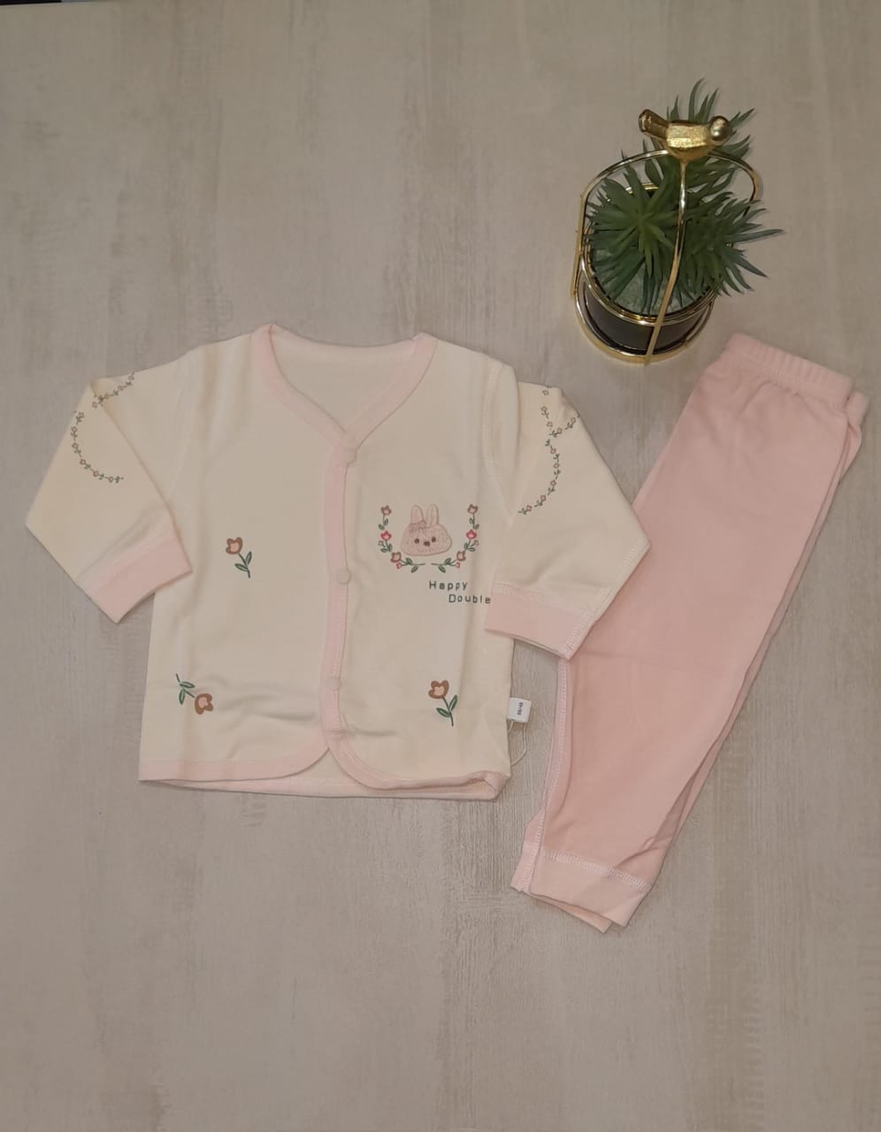 Thick Blended Suit Flower